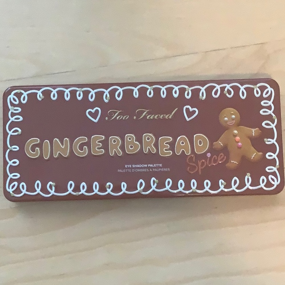 Too Faced Gingerbread Spice eyeshadow palette